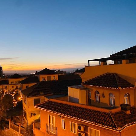 Apartamento Centro De Granada 2 Bagian luar foto